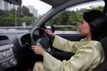safe driving tips for women solo drivers
